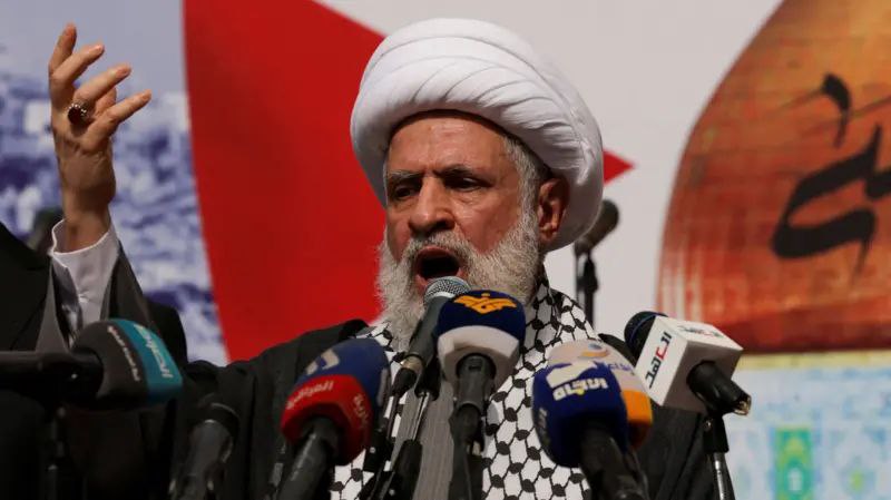 🔴 أمين عام حزب الله الشيخ “نعيم قاسم”:

– واهم من…
