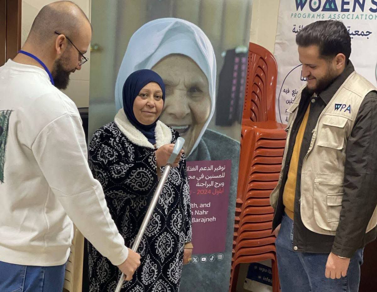 وزّعت جمعيّة البرامج النسائيّة، الأجهزة الحركيّة لعدد من المرضى والمسنّين…