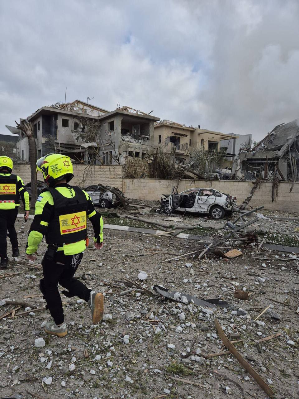 وسائل إعلام عبرية: إصابة 15 مستوطناً في الهجوم الصاروخي الإيراني…