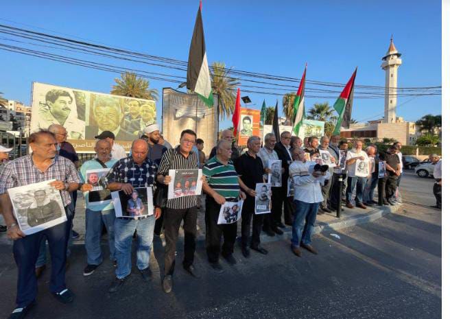 أقام التجمع الديمقراطي للمهنيين الفلسطينيين وقفة تضامنية في صيدا تنديدًا…