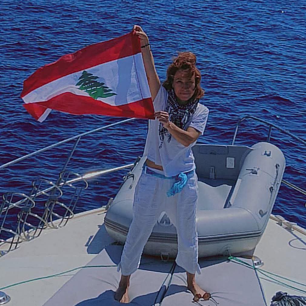 اعتــقال مواطنة لبنانية من مدينة طرابلس تُدعى “لينا الطبال” المشاركة…