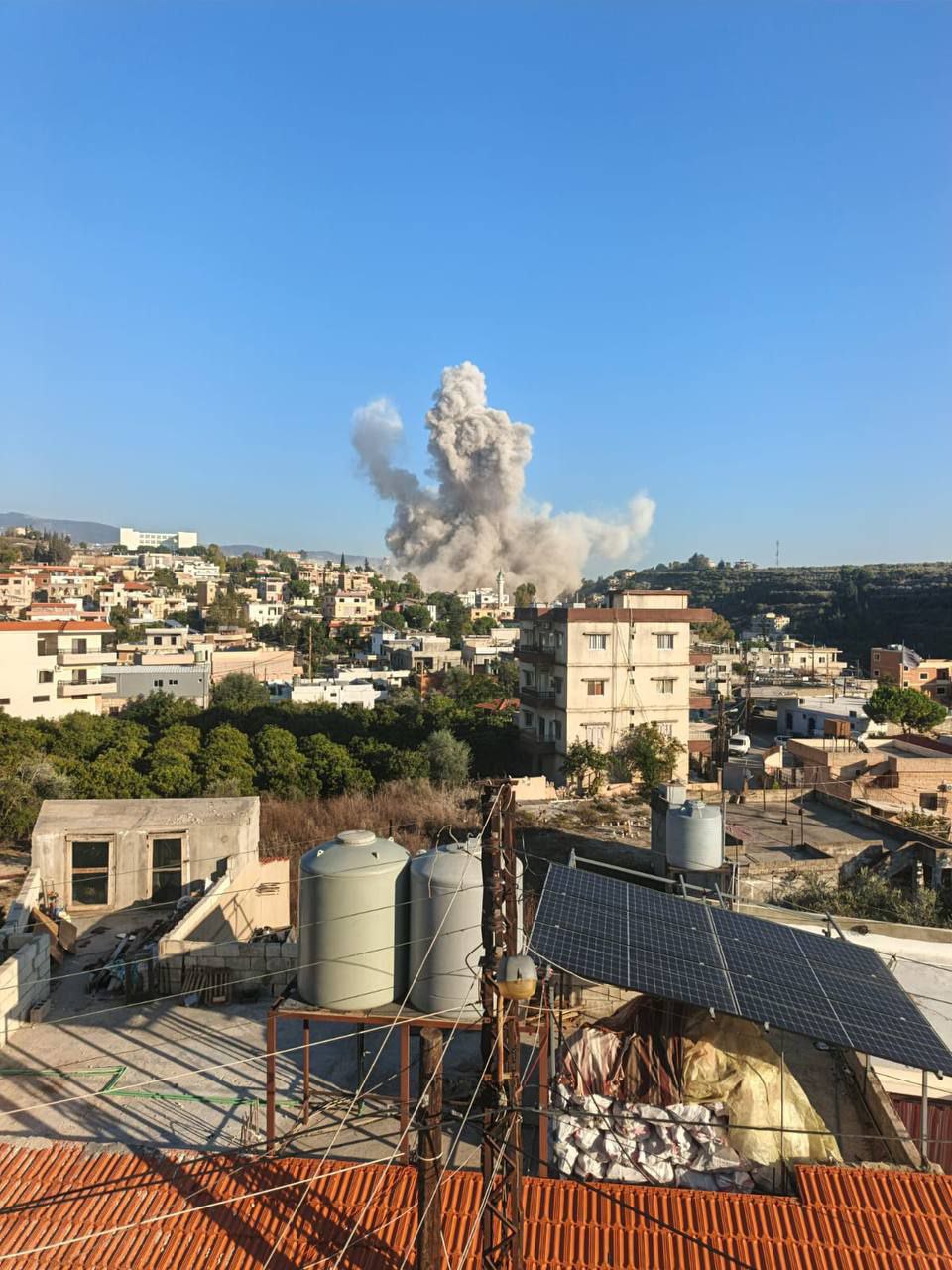 عاجل || طيران الاحتلال يشن غارة على بلدة بنعفول، جنوب…