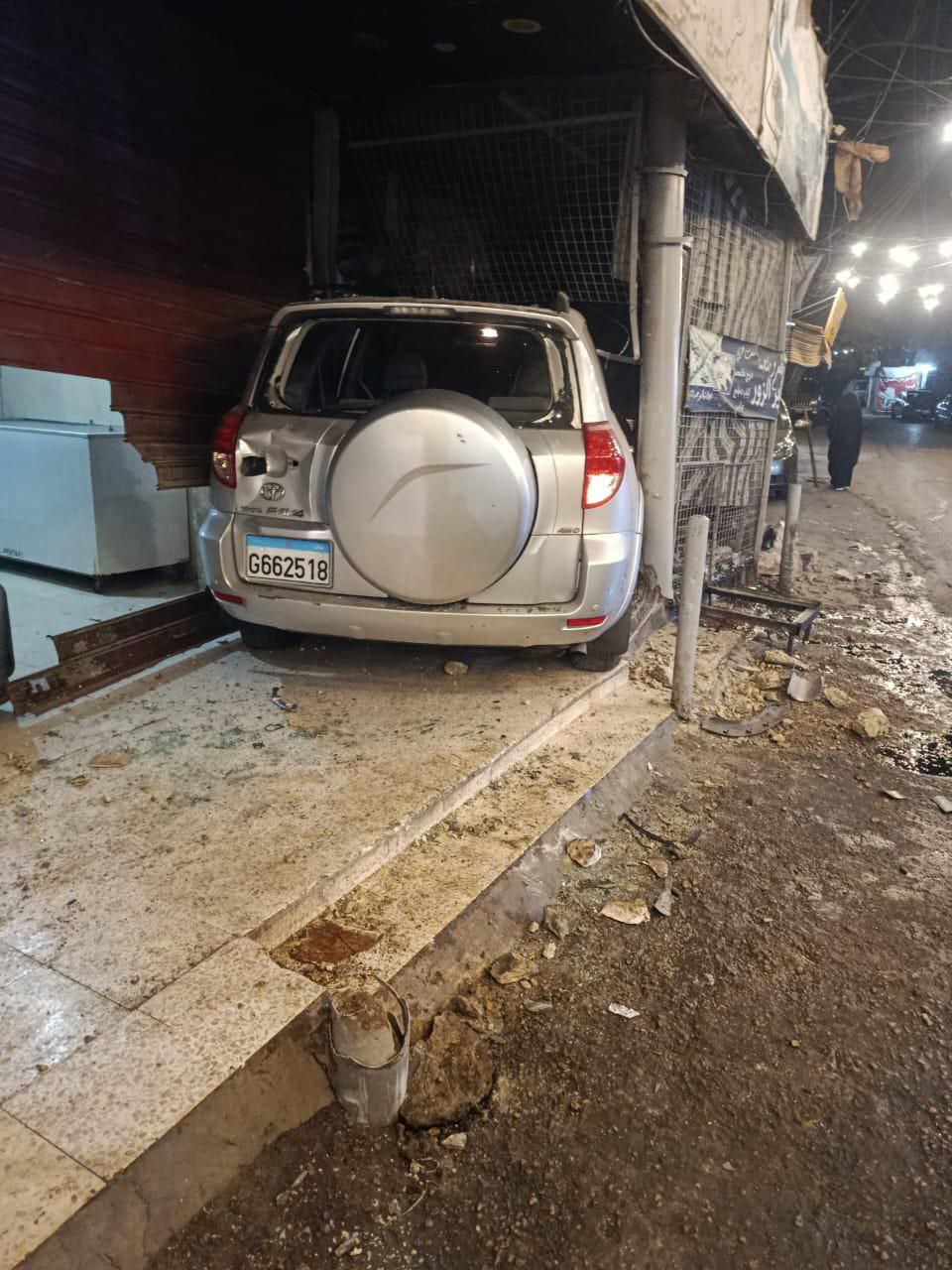 مقتل شخص رفض التوقف على حاجز عند مدخل مخيم شاتيلا

قُتل…