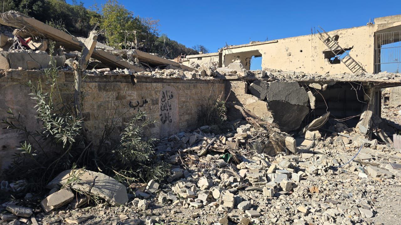 آثار الدمار الذي خلفه الاحتلال عقب تفجيره النادي الحسيني بعد…