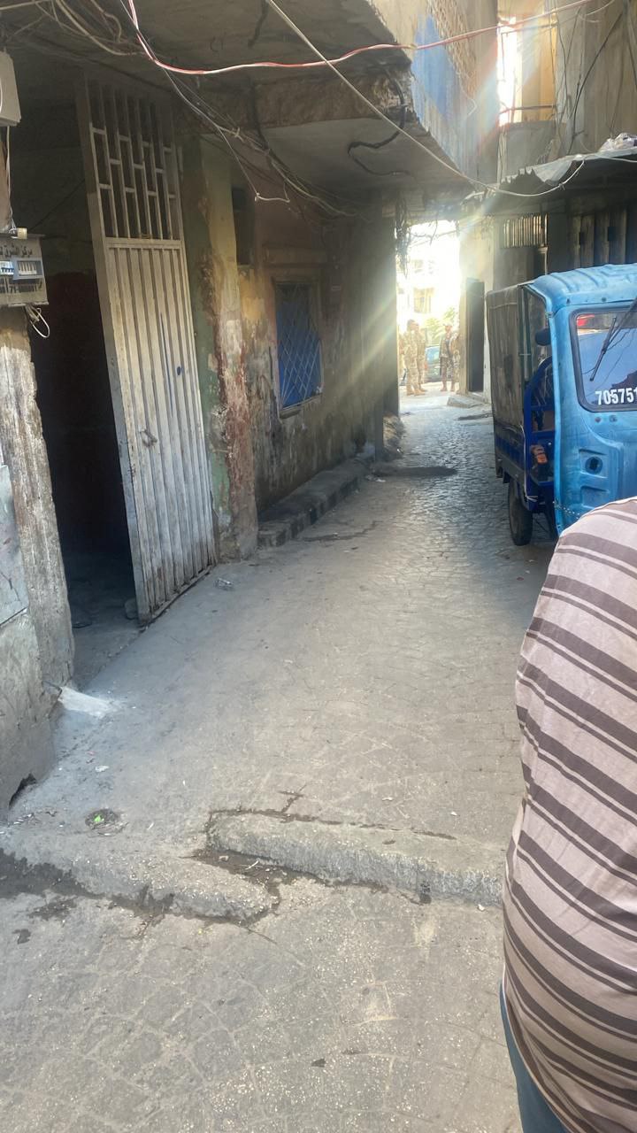 يشهد الممر الفرعي الذي يربط مخيم البداوي بمنطقة وادي النحلة…