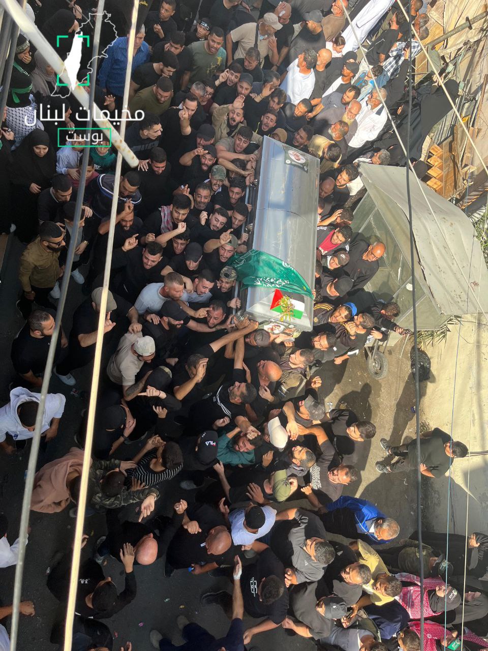 من تشييع شهداء مخيم عين الحلوة جنوب لبنان الذين قتلهم…