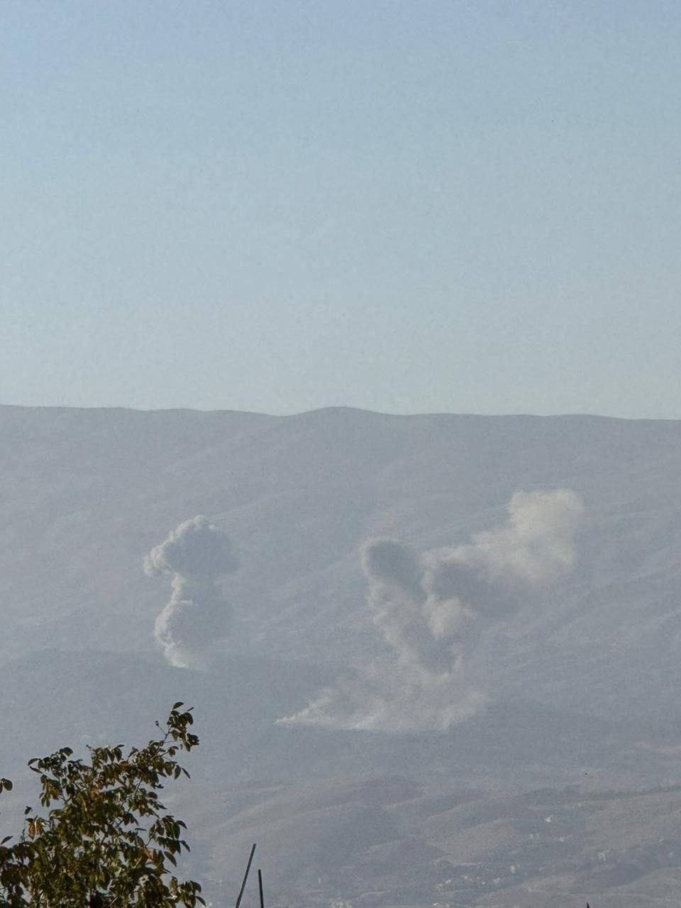 🚨 غارتان صهيونيتان على جرود بلدة شمسطار في محافظة بعلبك…