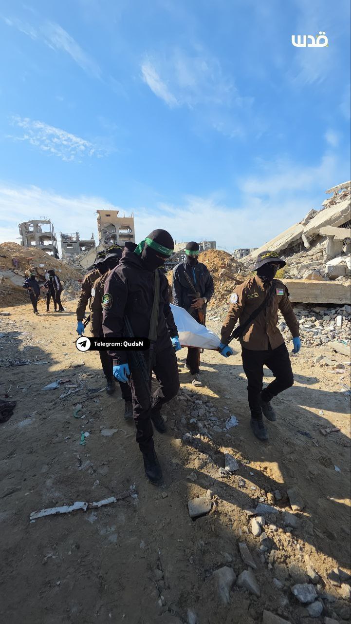 كتائب القسام وسرايا القدس تعلنان انتشال جثة يُحتمل أنها تعود…