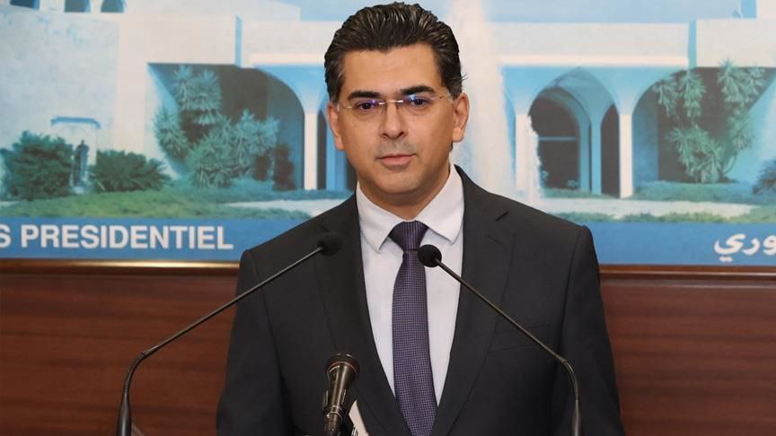 وزير الإعلام اللبناني، بول مرقص:

– مشاركة شخصية مدنية في اجتماع…