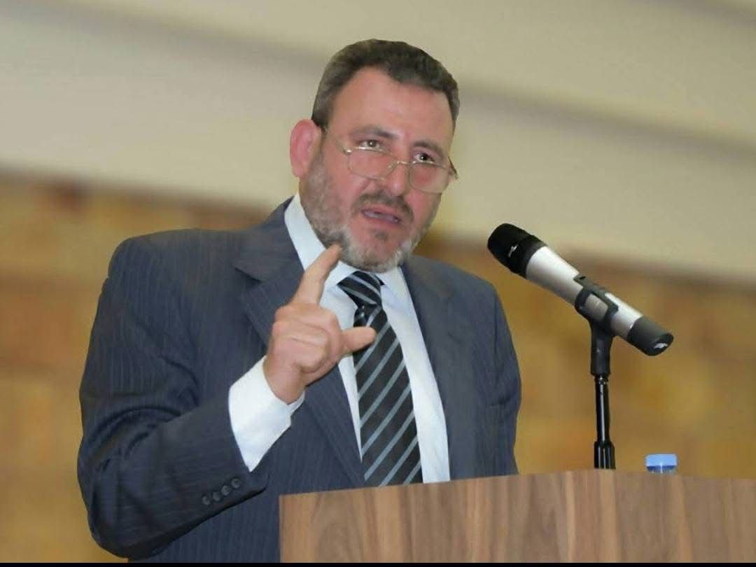 رحل الشاعر مروان الخطيب الذي شكّل حضورًا وازنًا في العمل…