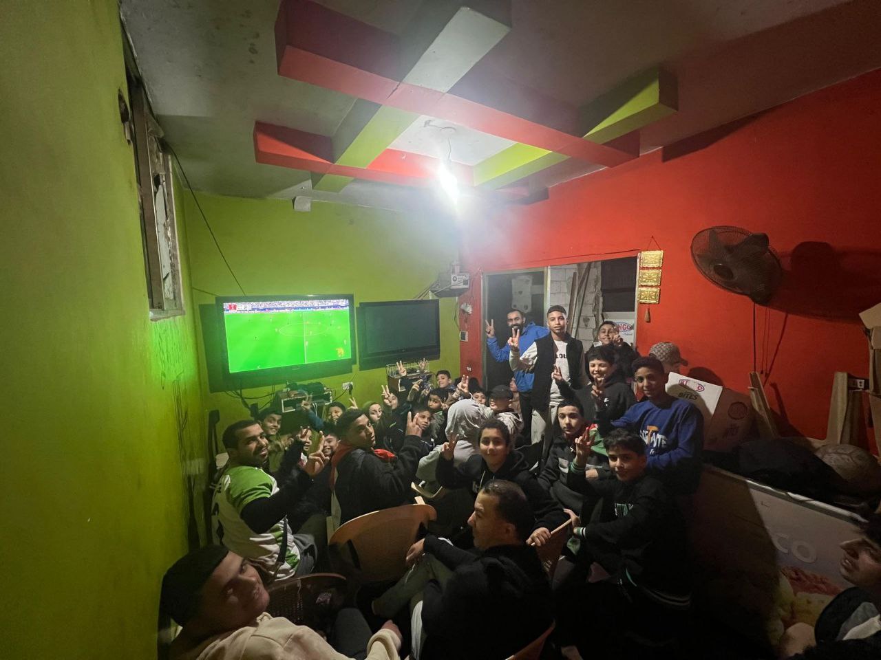 🔴 أطفال نادي النضال الفلسطيني يجتمعون في مخيم البداوي ويتابعون…