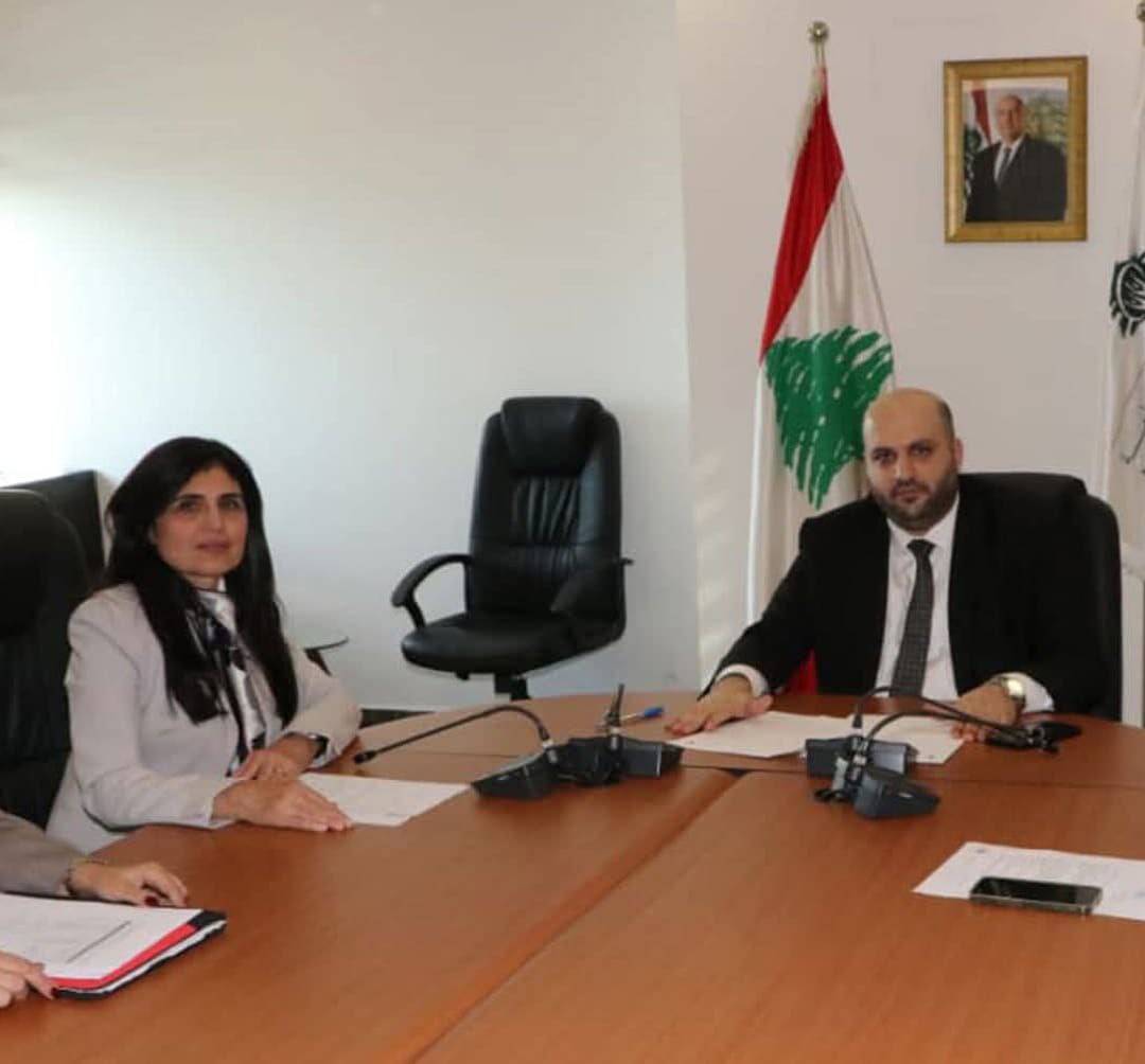 استقبل وزير الصحة العامة الدكتور ركان ناصر الدين نقيبة الممرضات…