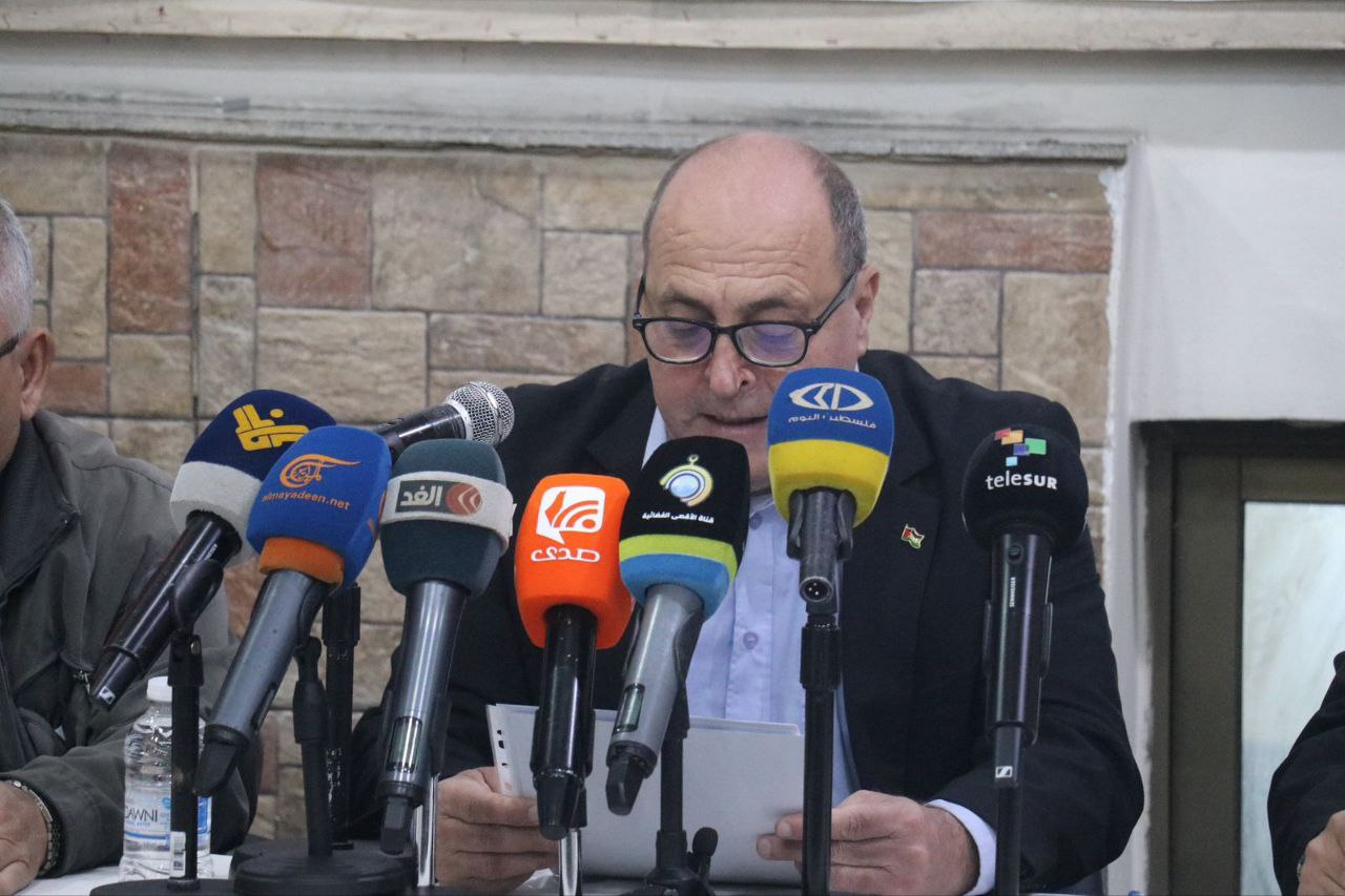 أعلنت دائرة اللاجئين الفلسطينيين والأونروا في الجبهة الديمقراطية في لبنان،…