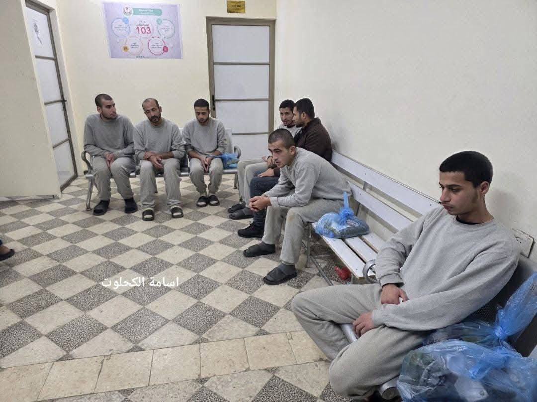 عاجل || وصول 10 أسرى من قطاع غزة إلى مستشفى…
