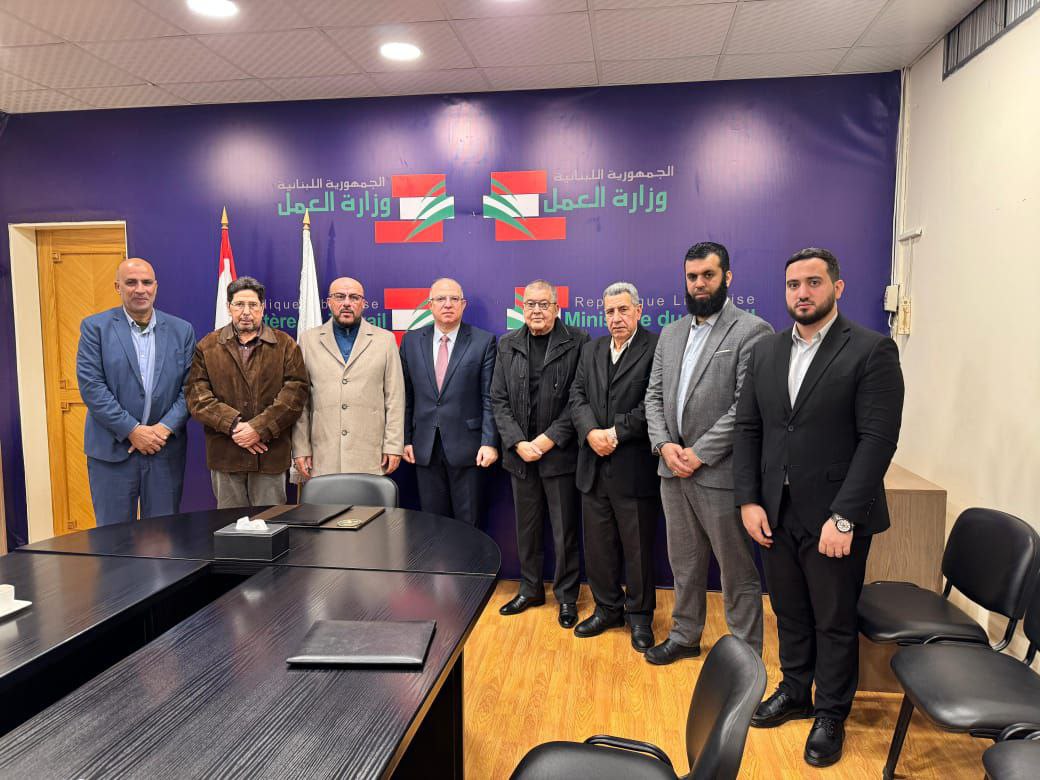 عقد وفد من اللقاء التشاوري الوطني الفلسطيني في لبنان اجتماعًا…