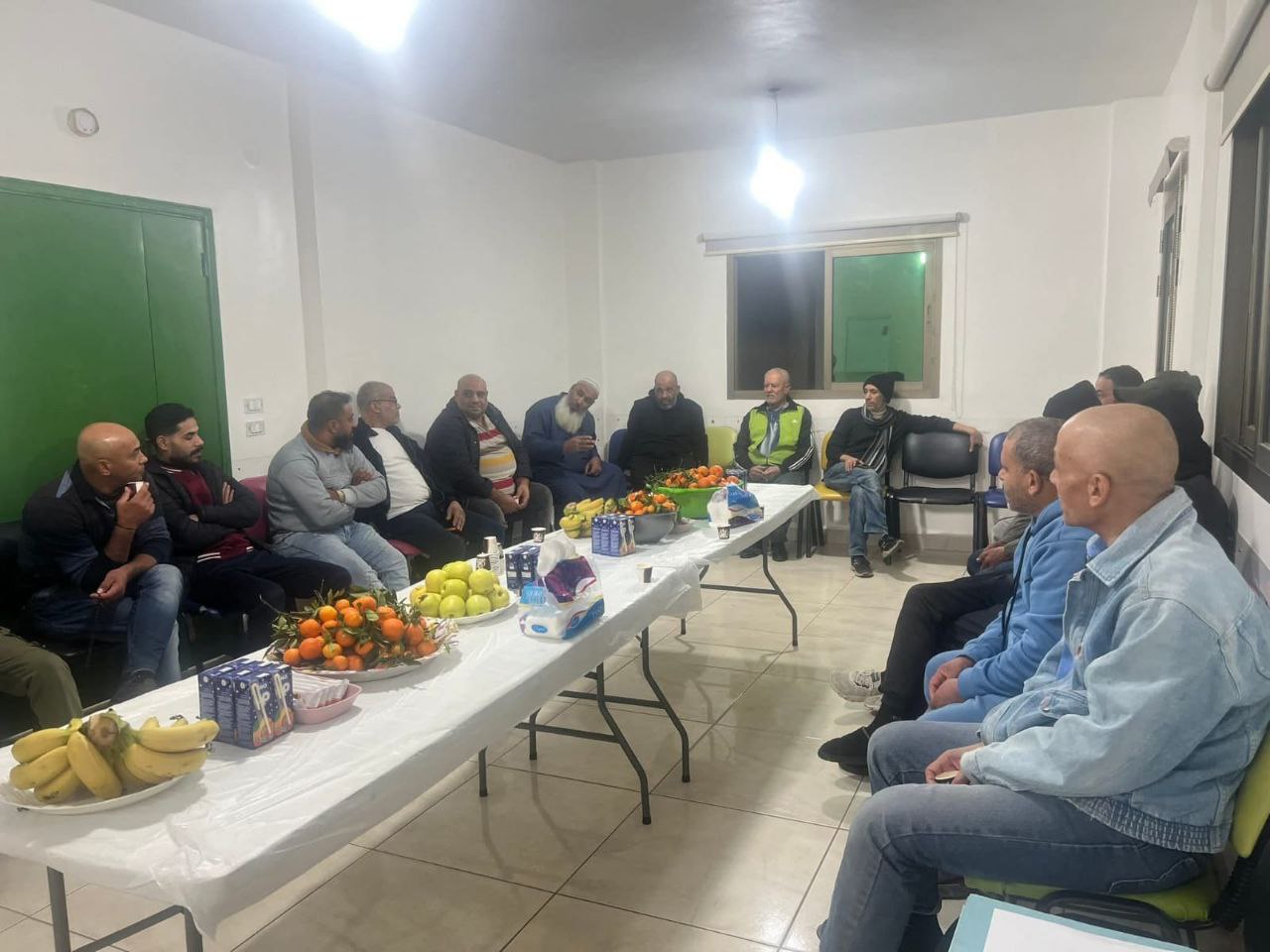 نظّمت جمعية ديارنا في مخيم برج الشمالي جنوب لبنان جلسة…