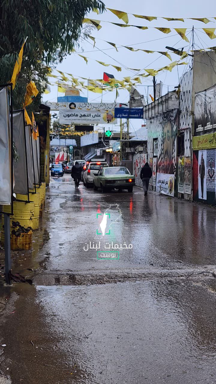 الجيش اللبناني يدقق بشكل كبير على حاجز عين الحلوة مدخل…