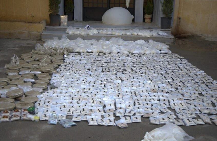 من لبنان إلى الخليج… سوريا تُسقط شحنة مخدرات ضخمة في…