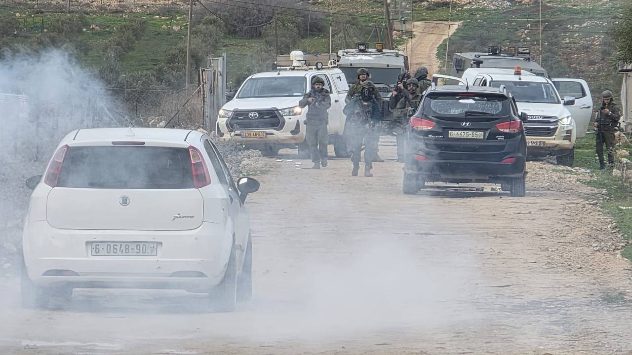 مواجهات بين شبان وقوات الاحتلال عقب اقتحامها سهل بلدة بيت…