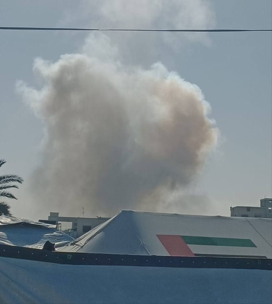 طائرات الاحتلال تستهدف مبنى إدارة مخيم غيث بمواصي خانيونس جنوبي…