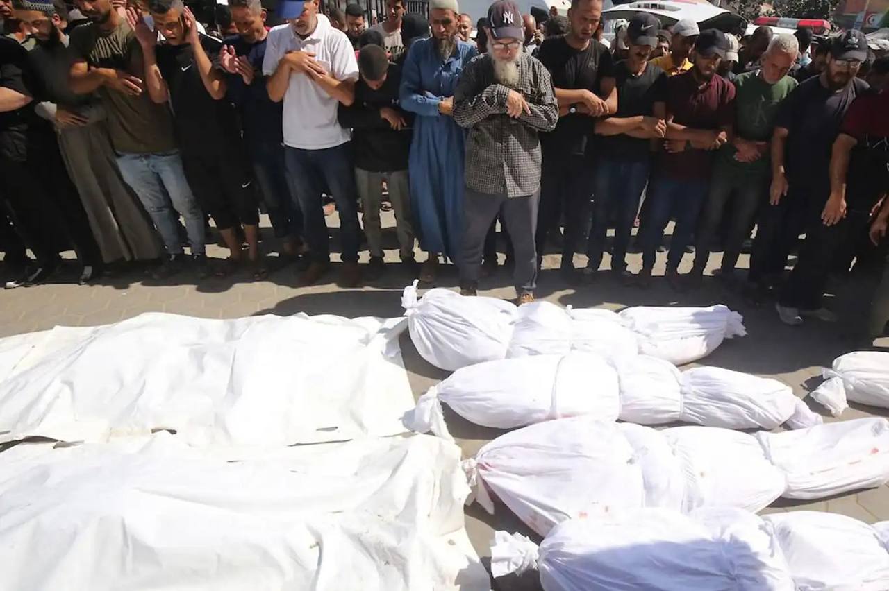 وزارة الصحة بغزة: 26 شهيدا وأكثر من 30 إصابة منذ…