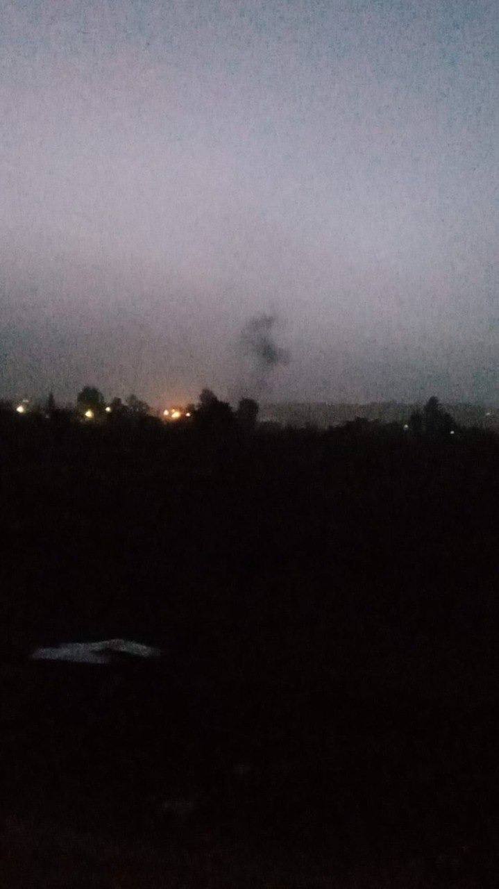 إعلام لبناني: قصف إسرائيلي يستهدف أحد الأحياء المأهولة في بلدة…