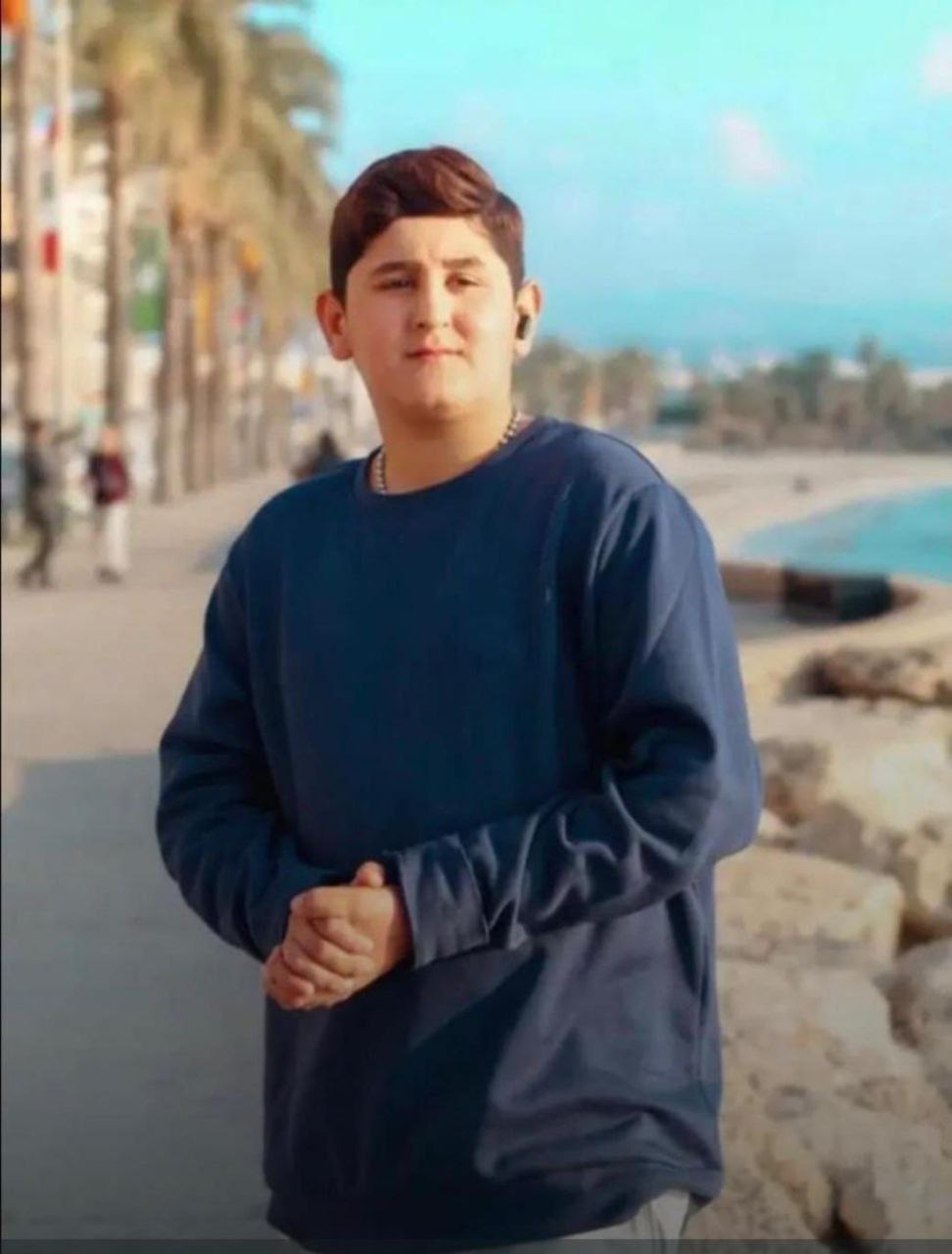 بمزيدٍ من الحزن والأسى، ينعى أهالي مخيم برج الشمالي في…