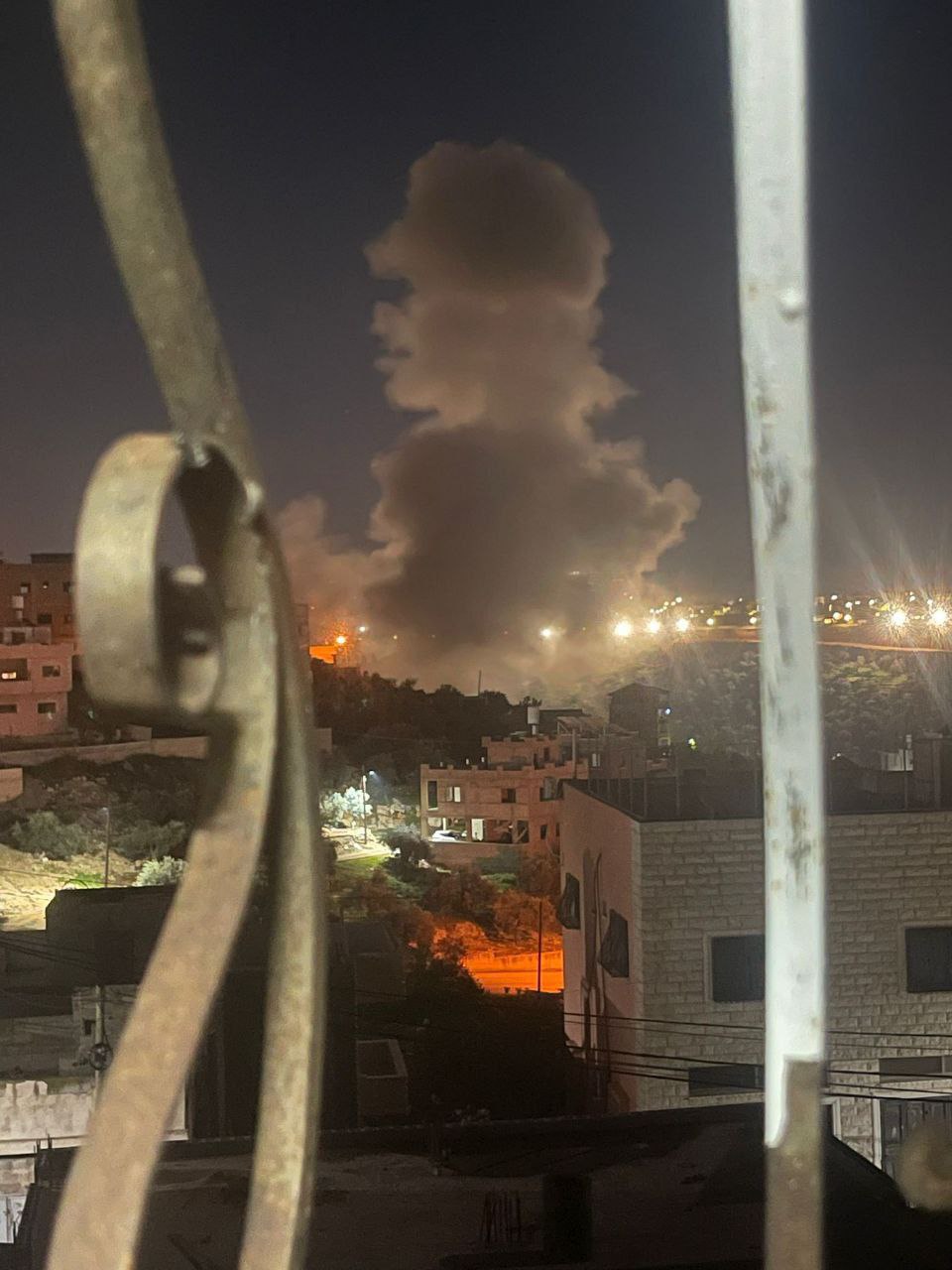 🚨 سقوط صاروخ إيراني بين سنيريا وكفر ثلث شرق قلقيلية…