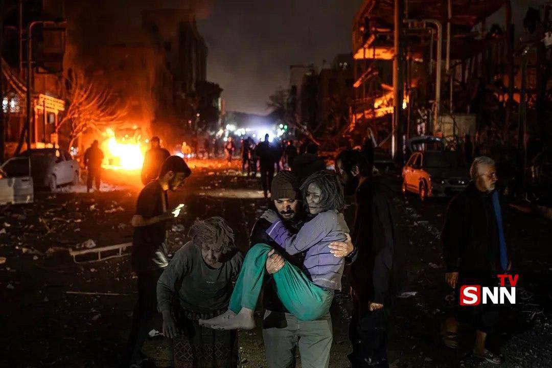 مشاهد لضحايا الغارات الأميركية–الإسرائيلية التي استهدفت العاصمة الإيرانية طهران الليلة