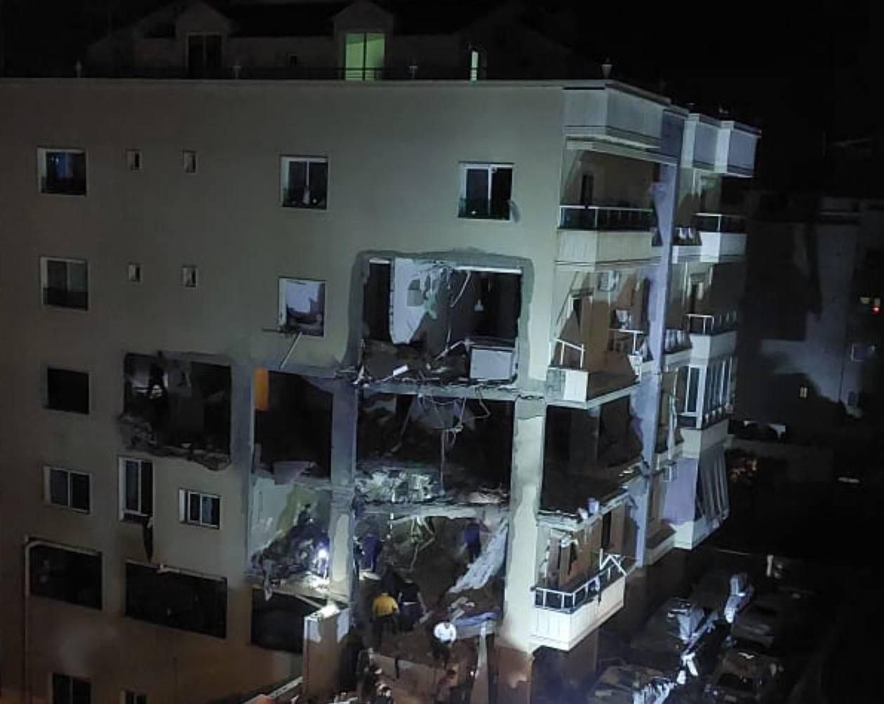 🔴 من مكان الغارة الصهيونية في عرمون بجبل لبنان، التي…