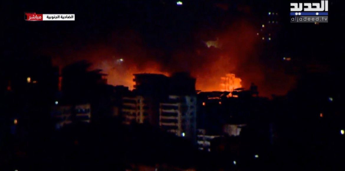 🚨 غارة صهيونية عنيفة تستهدف حارة حريك قبل قليل.