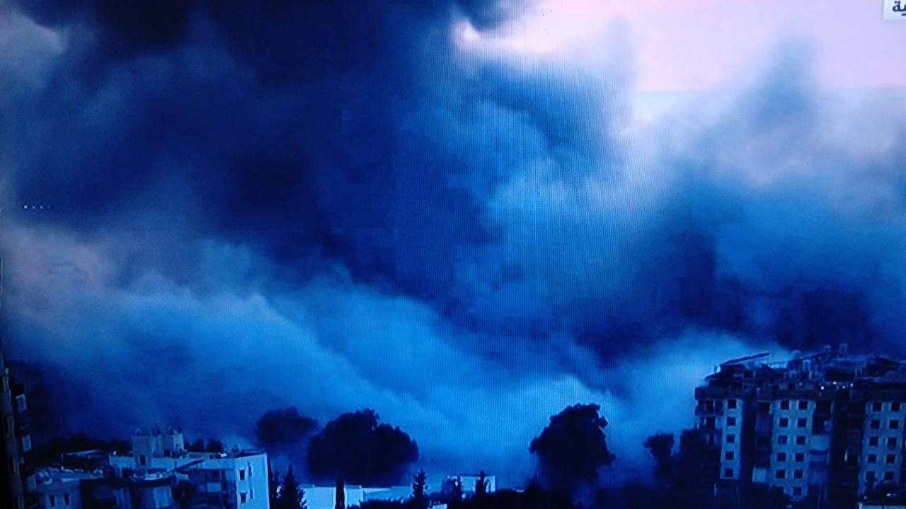 غارات عنيفة استهدفت ٣ مباني في الضاحية الجنوبية لبيروت