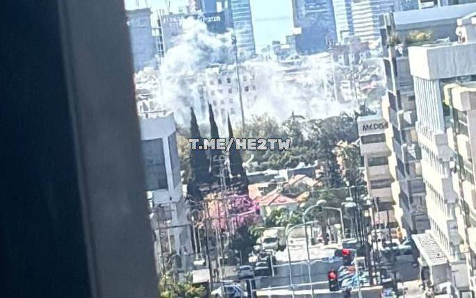 إعلام عبري: سقوط إصابات في بتاح تكفا جراء سقوط صاروخ…