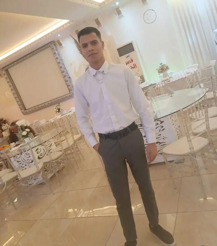 ارتقى الشاب هادي عبد الرحمن جراء الغارة التي استهدفت منطقة…