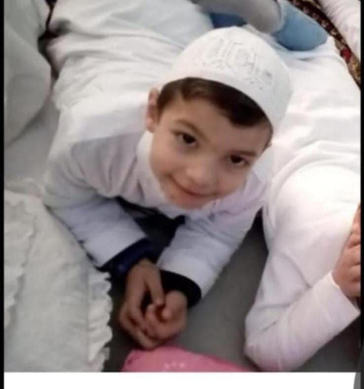 ارتقاء الطفل عدنان ميعاري متأثرًا بجراحه التي أُصيب بها جراء…