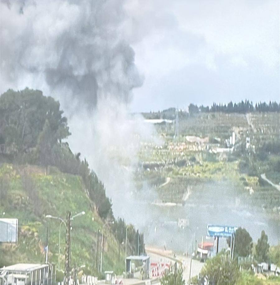 طائرات الاحتلال تستهدف جسر القاسمية