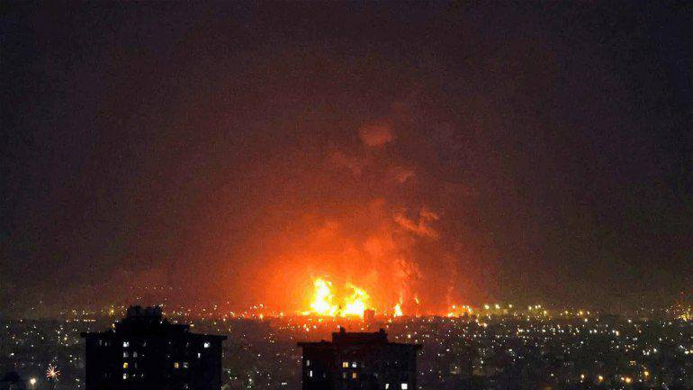 وكالة فارس الإيرانية: عدوان استهدف منشأتين للطاقة في أصفهان وخرمشهر