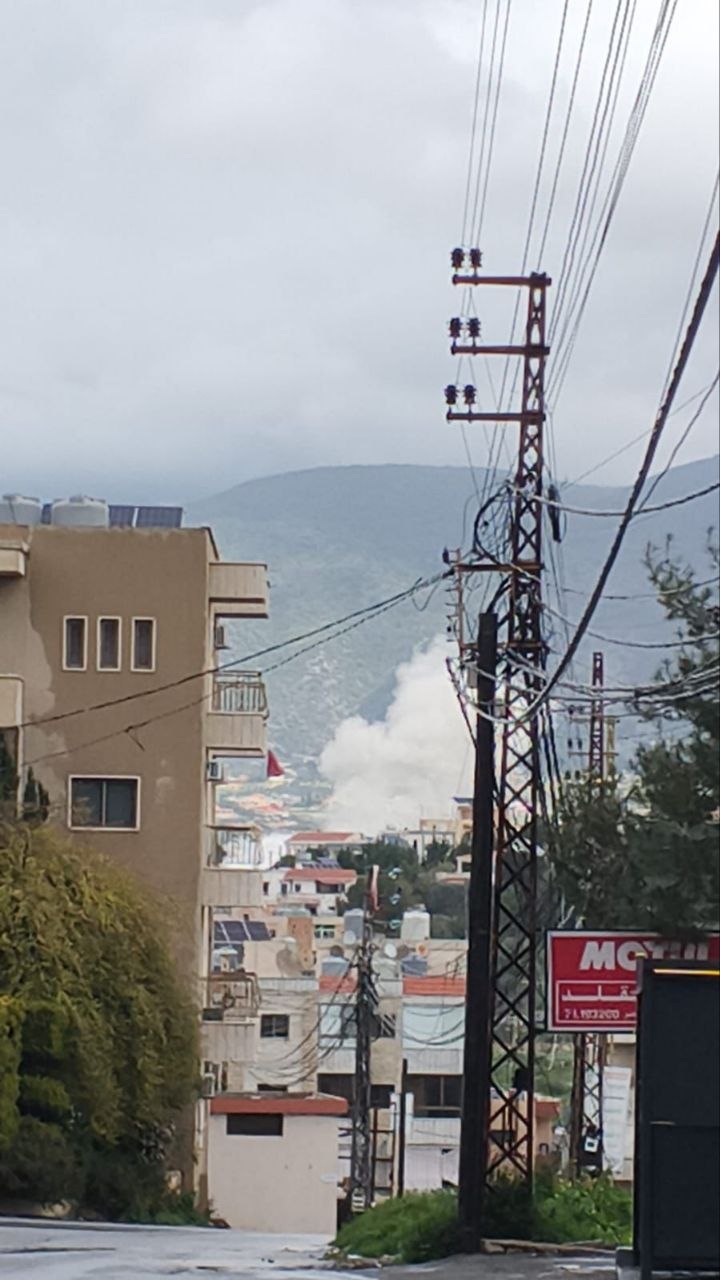 طيران الاحتلال يشن غارتين على بلدتي زوطر الشرقية وحبوش قضاء…