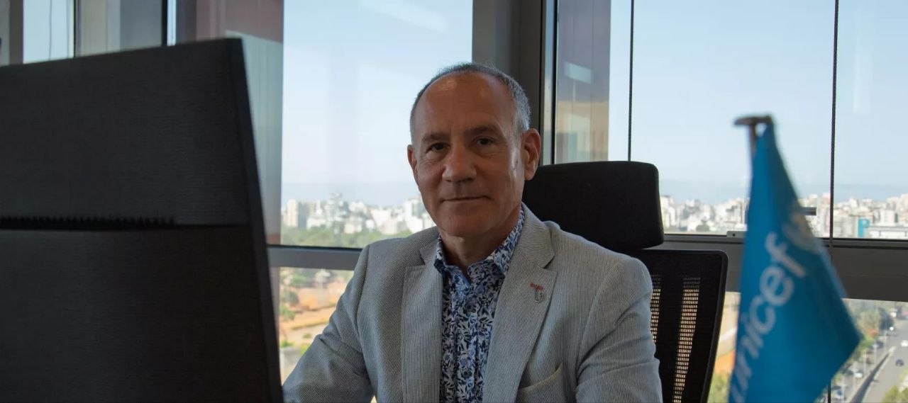 ممثل اليونيسف في لبنان، ماركولويجي كورسي: 

– مقتل 121 طفلاً…