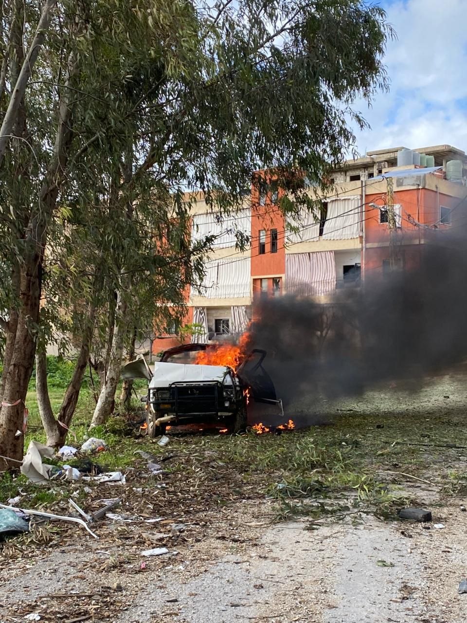 عاجل || غارة من مسيّرة صهيونية تستهدف سيارة في بلدة…