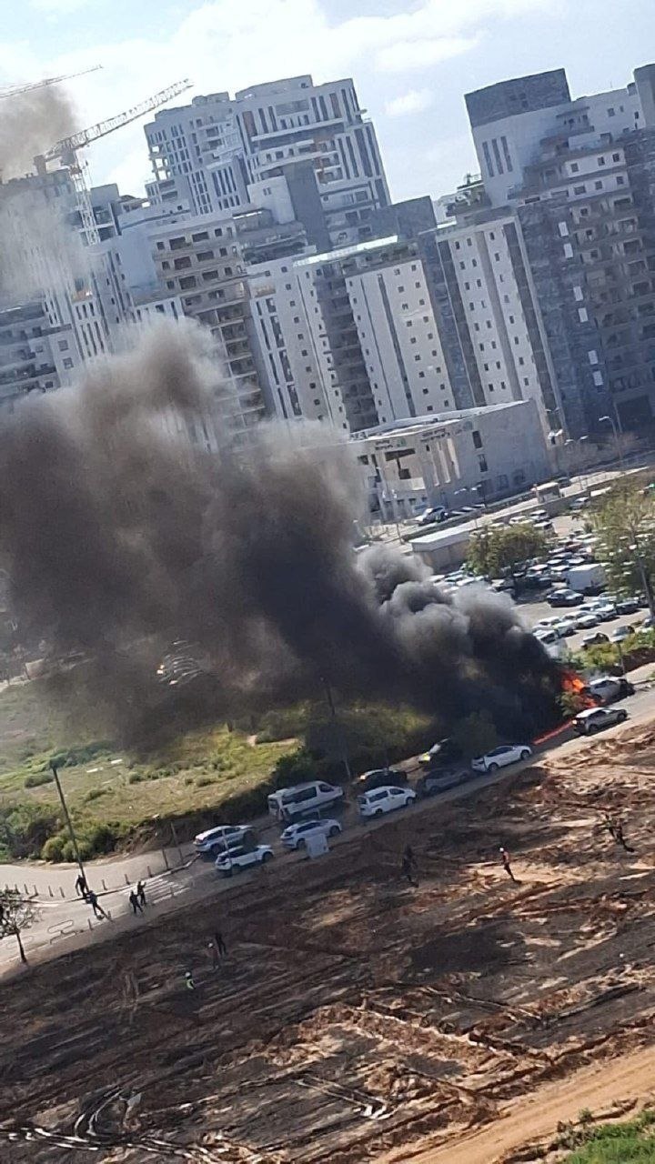 سقوط صواريخ على “جفعات شموئيل” وسط فلسطين المحتلة