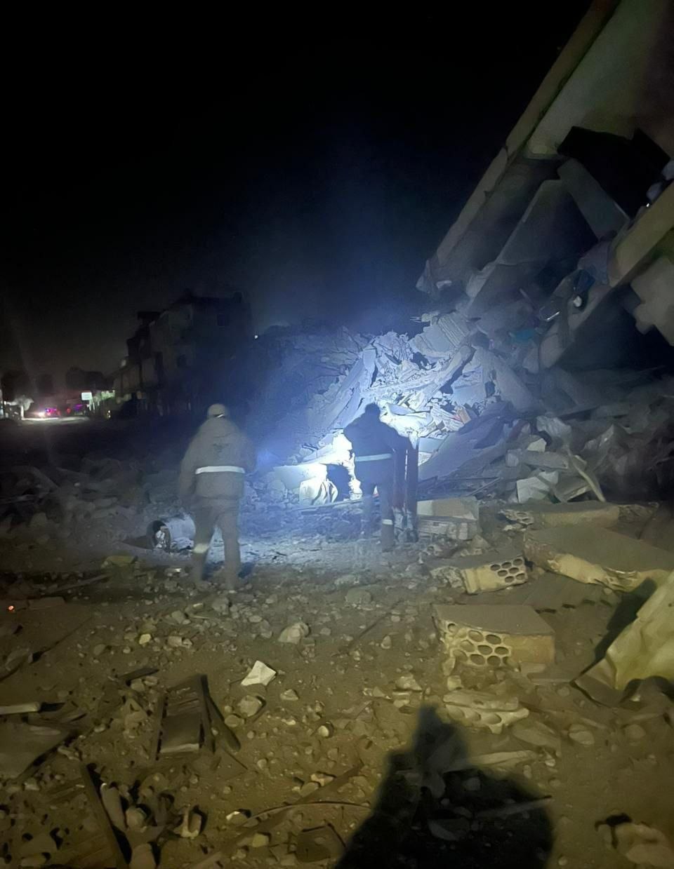 دمار كبير إثر قصف الاحتلال الإسرائيلي بلدة الدوير جنوب لبنان،…