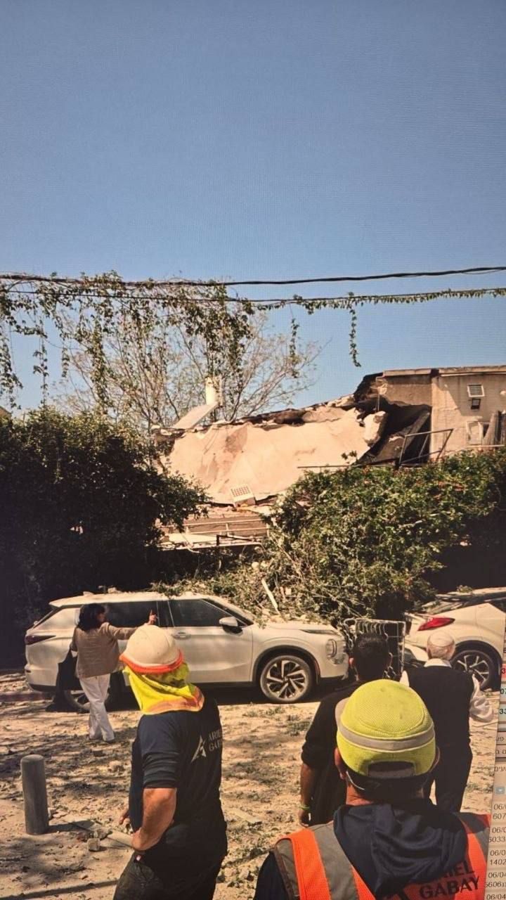 صحيفة “يديعوت أحرونوت” العبرية:

– فتح محطات المترو في تل أبيب…