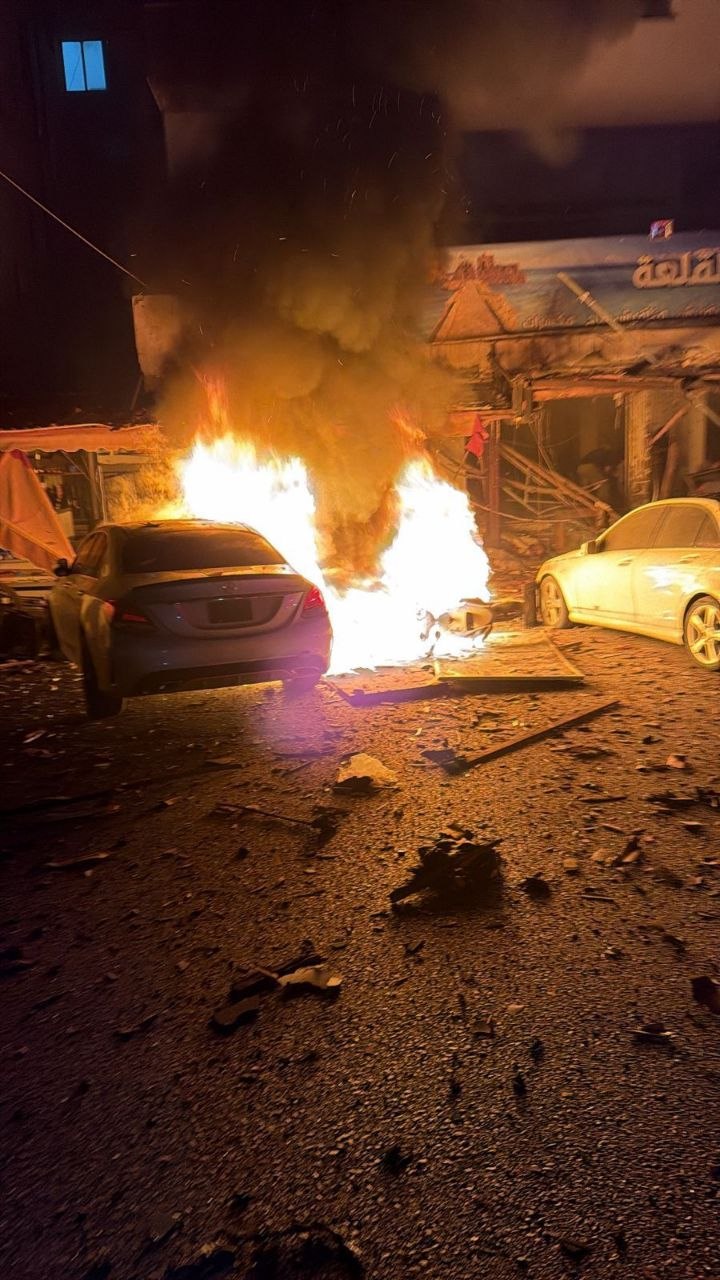 🚨 أنباء أولية عن 3 إصابات جراء الغارة الصهيونية الذي…