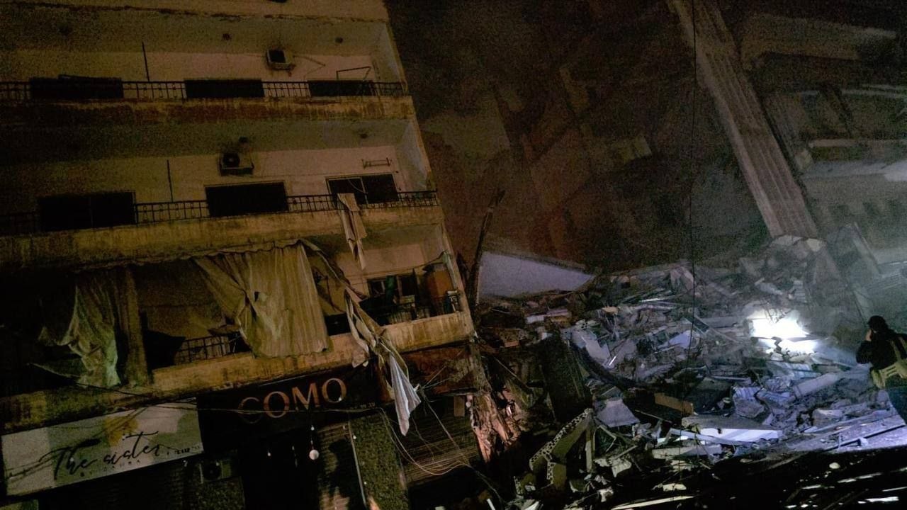 🚨 دمار كبير بعد قصف مبنى سكني في منطقة الشياح…