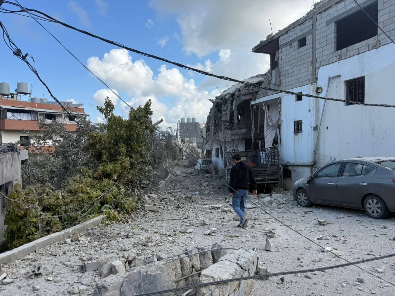 متداول | غارة إسرائيلية على بلدة البازورية جنوبي لبنان