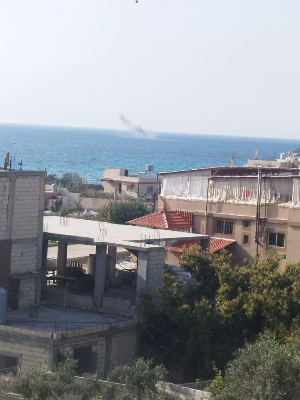 قصف مدفعي إسرائيلي يستهدف شاطئ مخيم الرشيدية في مدينة صور…