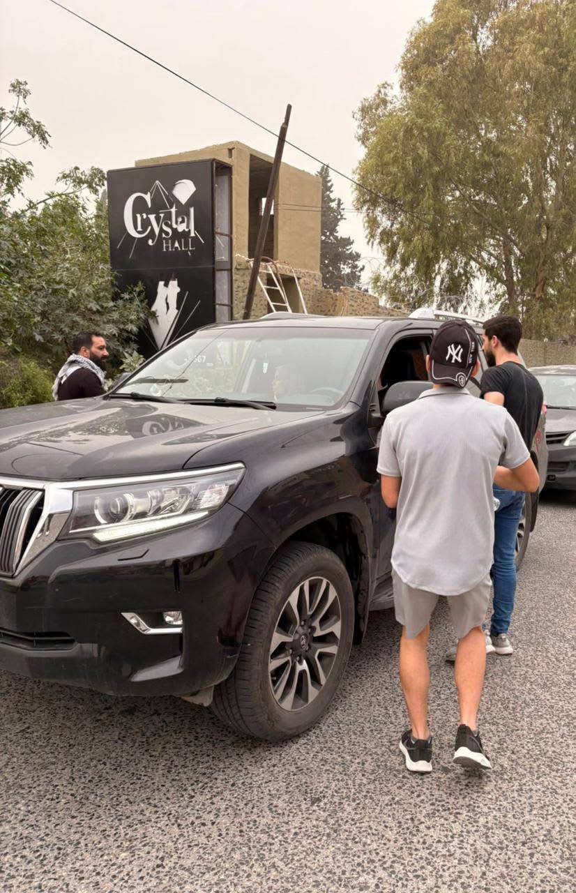 مبادرة من شباب مخيم الرشيدية بتوزيع المياه والحلويات على النازحين…