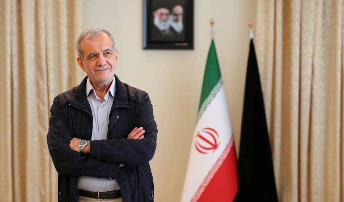 الرئيس الإيراني مسعود بزشكيان:
– انعدام الثقة التاريخي العميق في إيران…