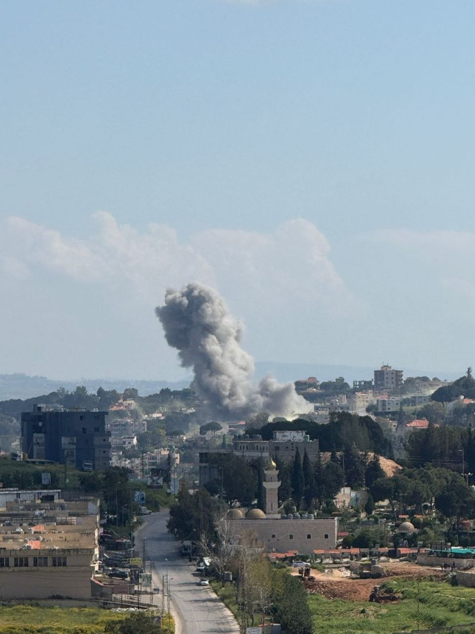 غارة تستهدف النبطية الفوقا جنوبي لبنان